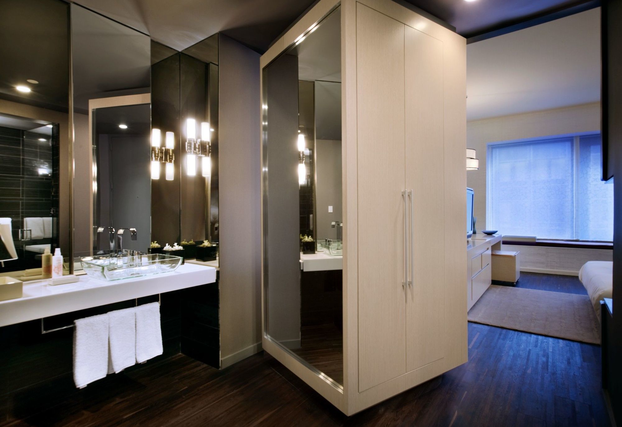 Hyatt Centric Street