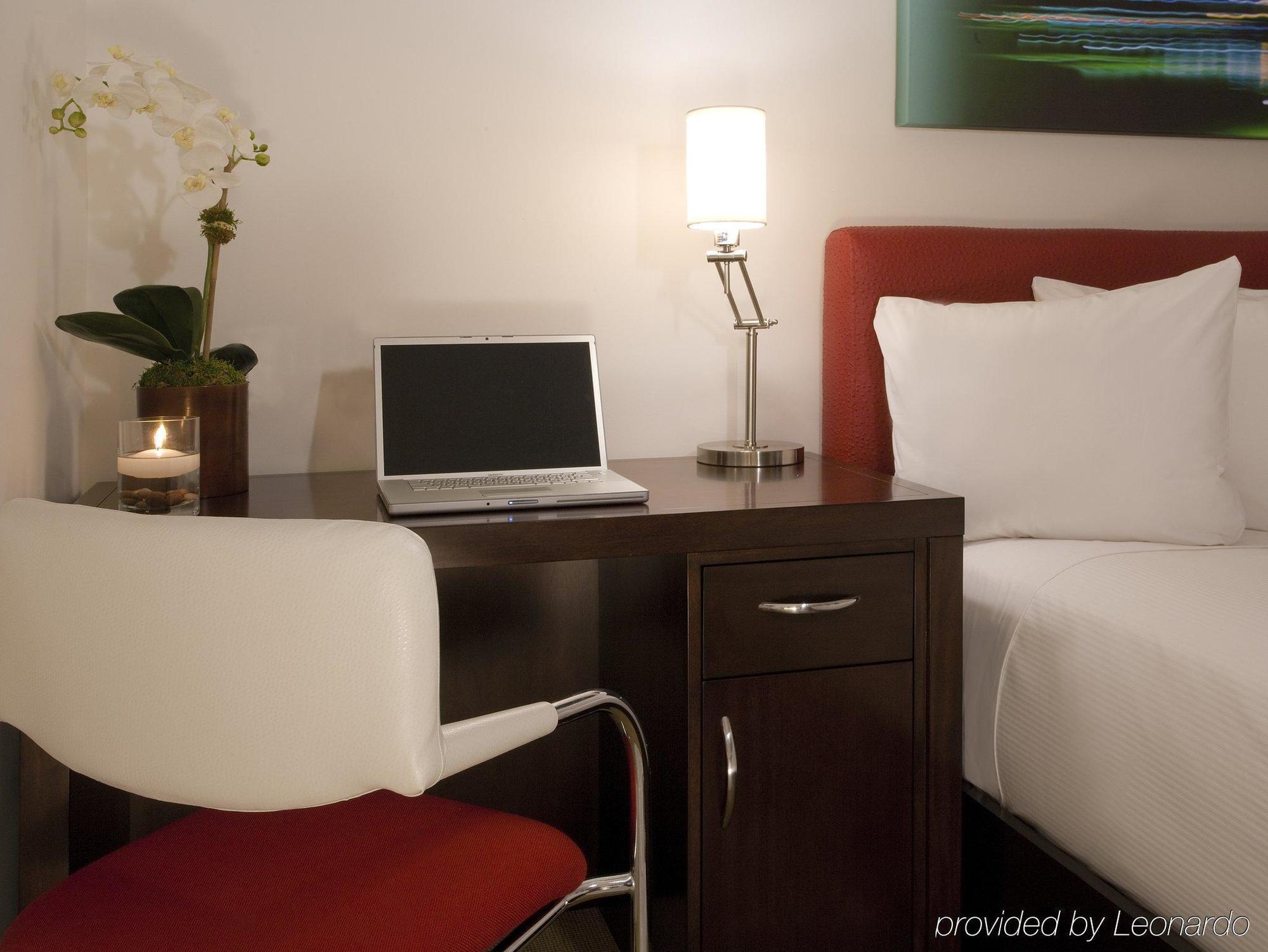 Hotel 27 By Luxurban