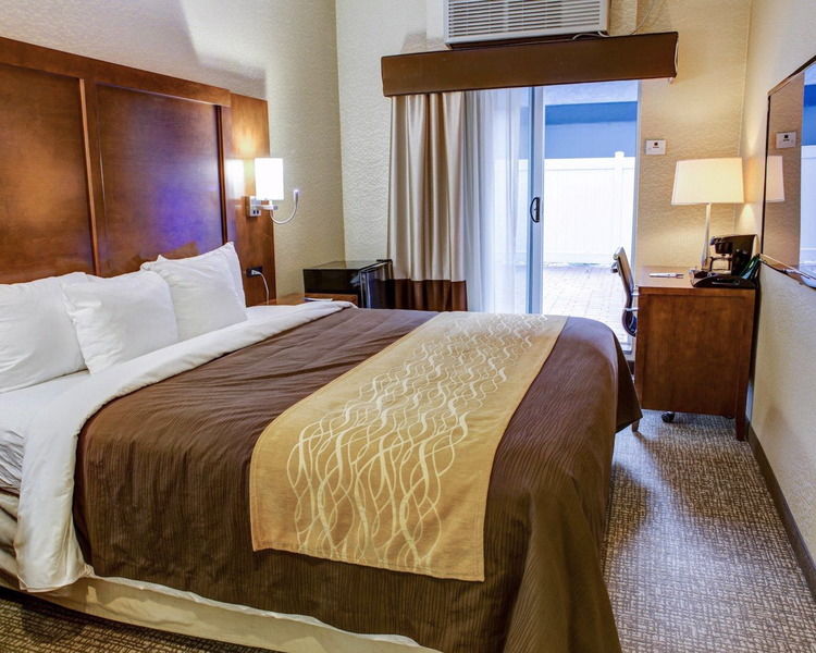 Hotel Ramada By Wyndham Times Square West