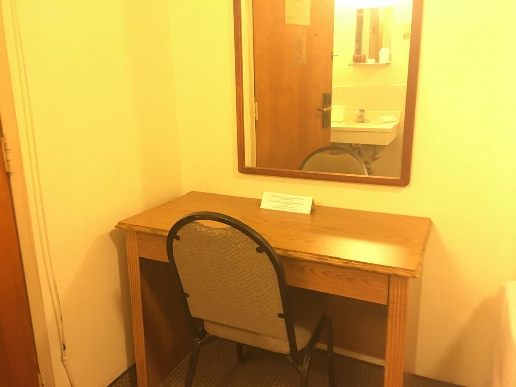 Hotel Seafarers International House New York