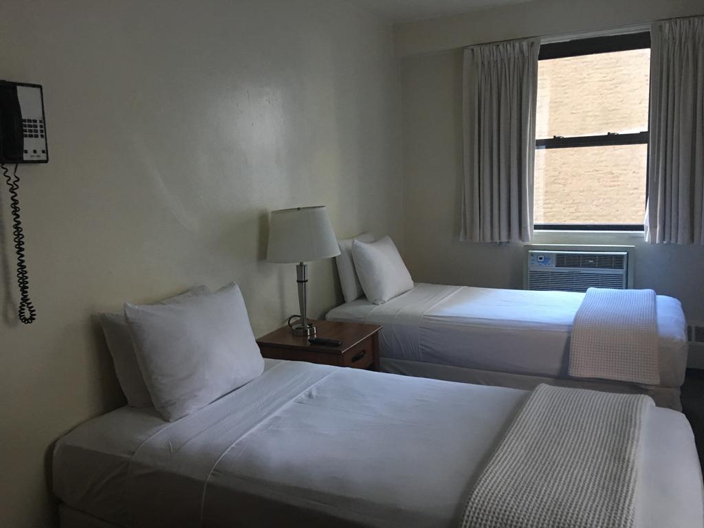 Hotel Seafarers International House New York