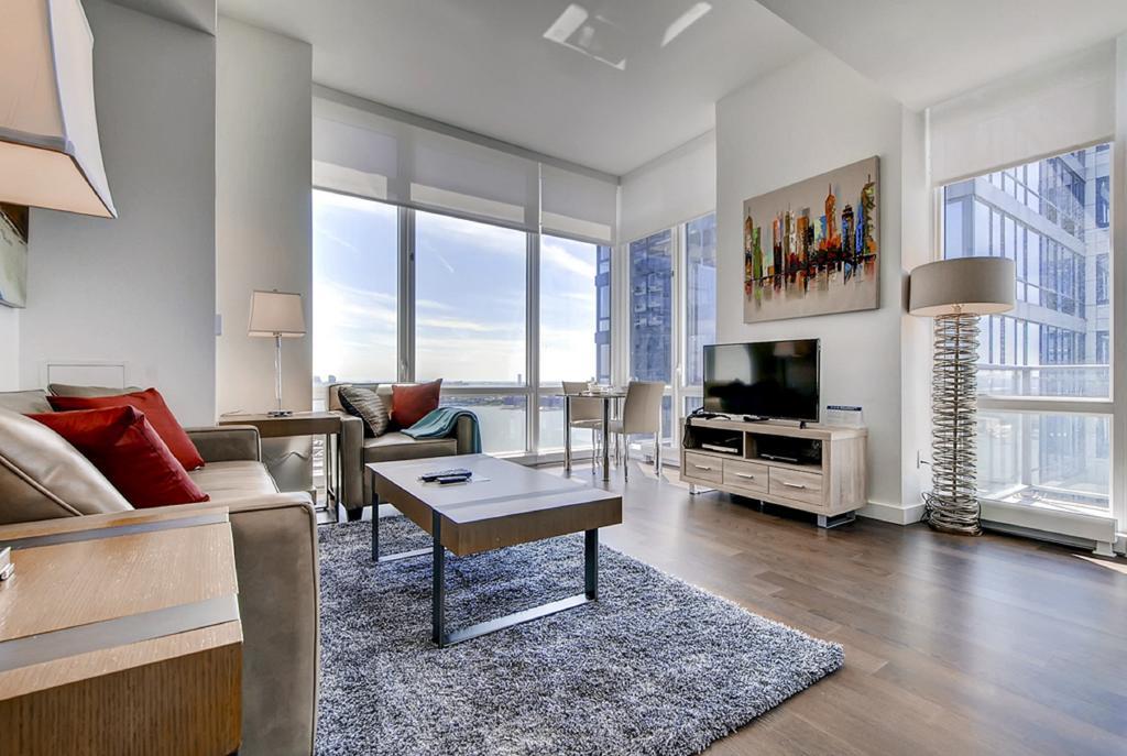 Apartment Global Luxury At Sky New York
