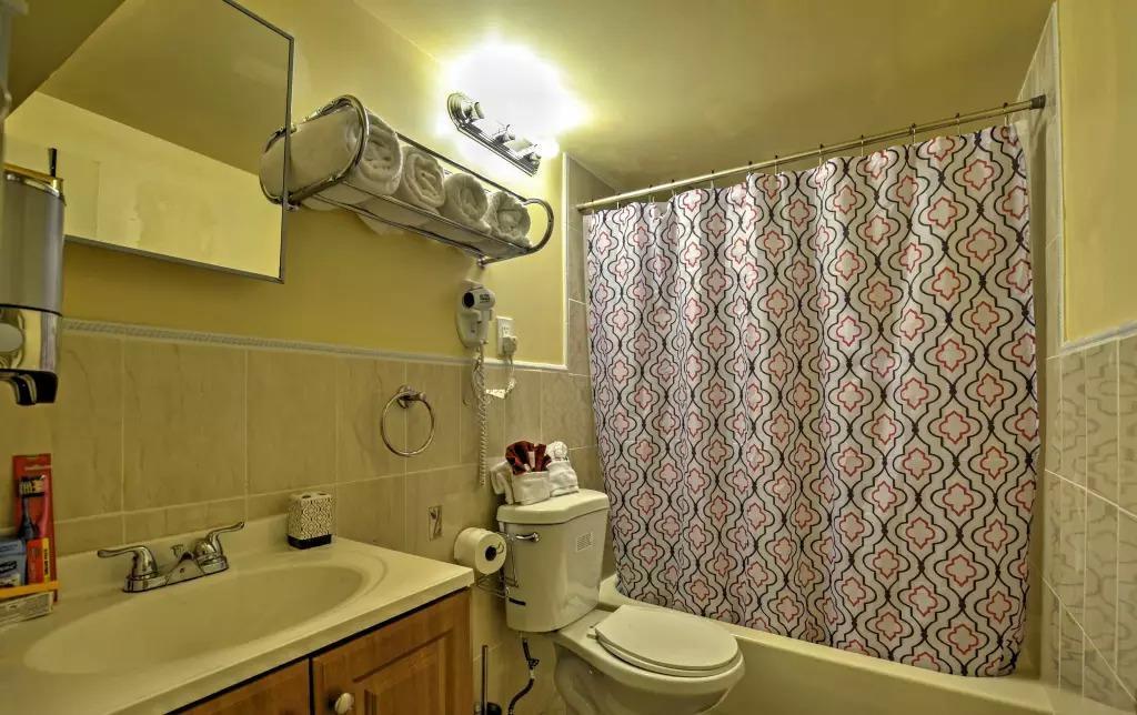 Apartment Two Bedroom - North East Bronx *