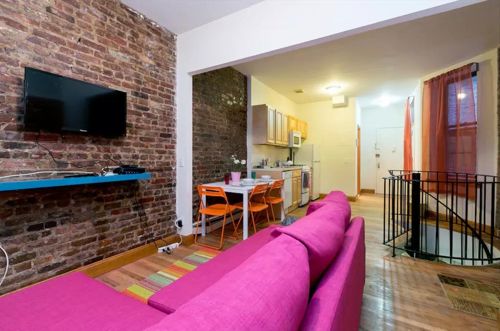 Duplex For Up To 6 In Times Square Apartment *