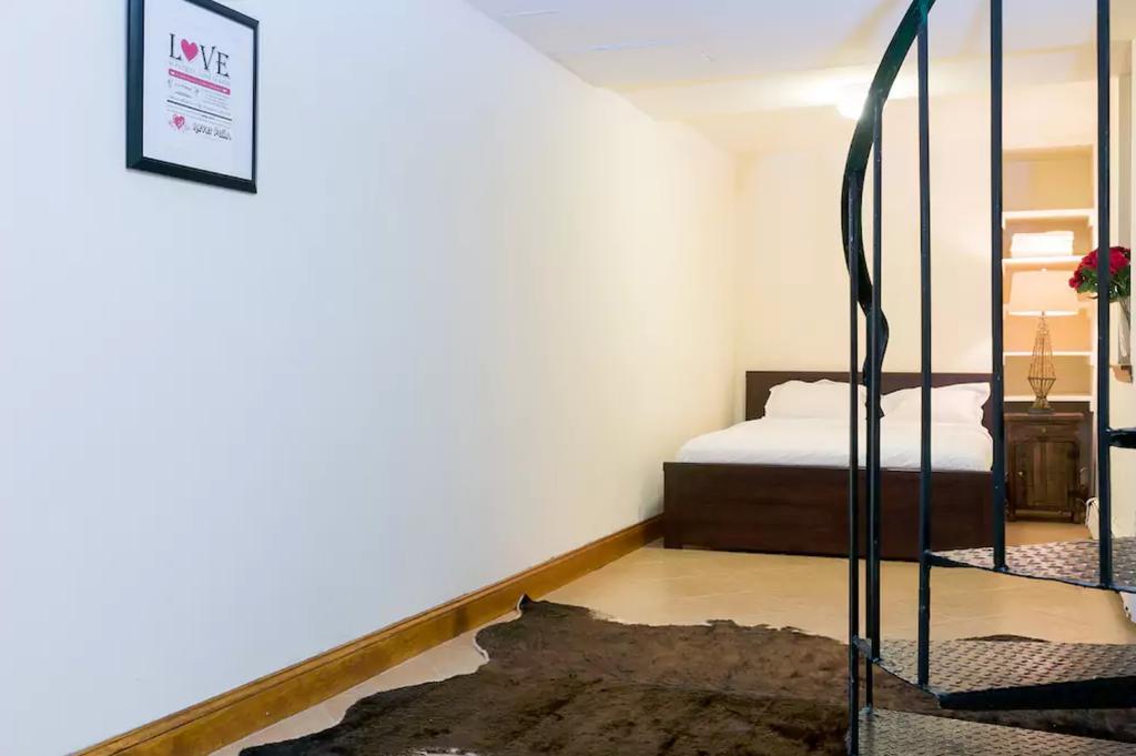 Duplex For Up To 6 In Times Square Apartment