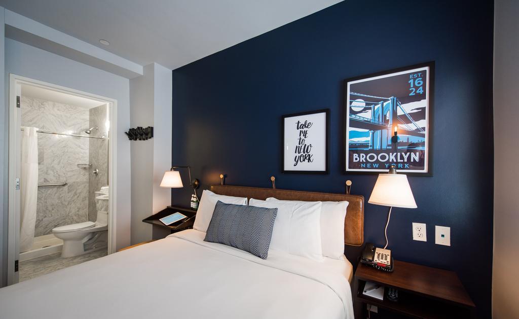 U Fifth Avenue, Empire State Building New York