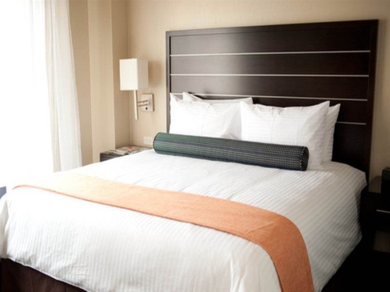 Hilton Fashion District Hotel New York