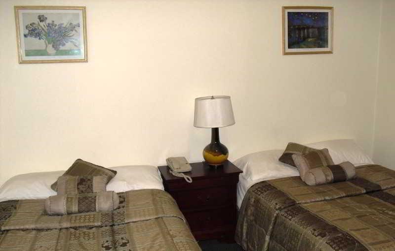 Deauville Hotel New York