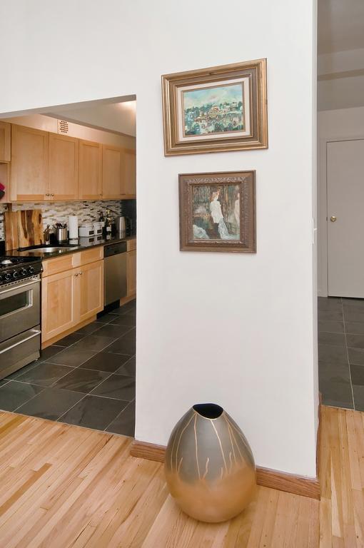 Luxury Apartments Next To Times Square *