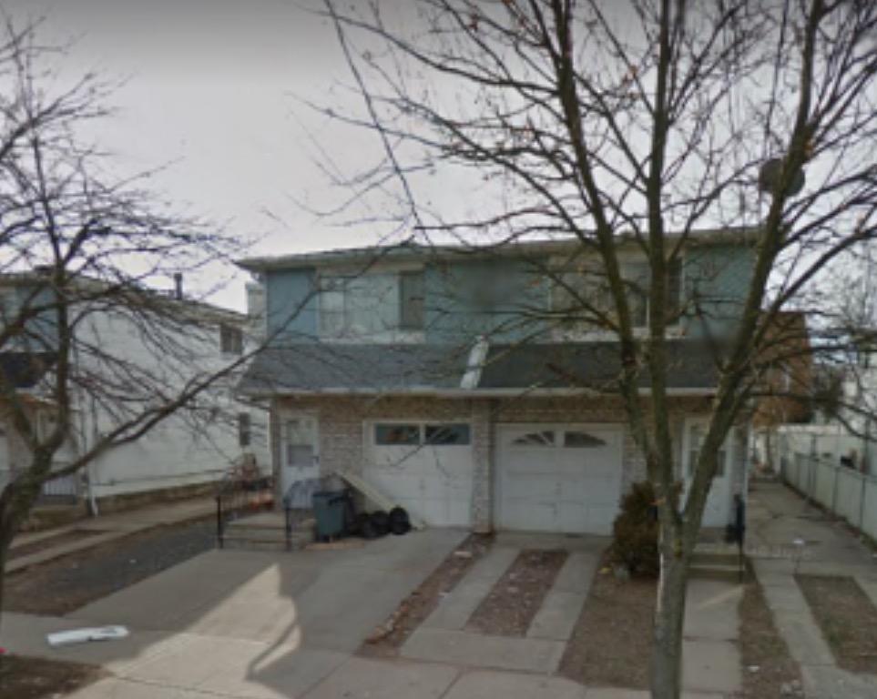 1 Bedroom Away From Home, Staten Island * New York