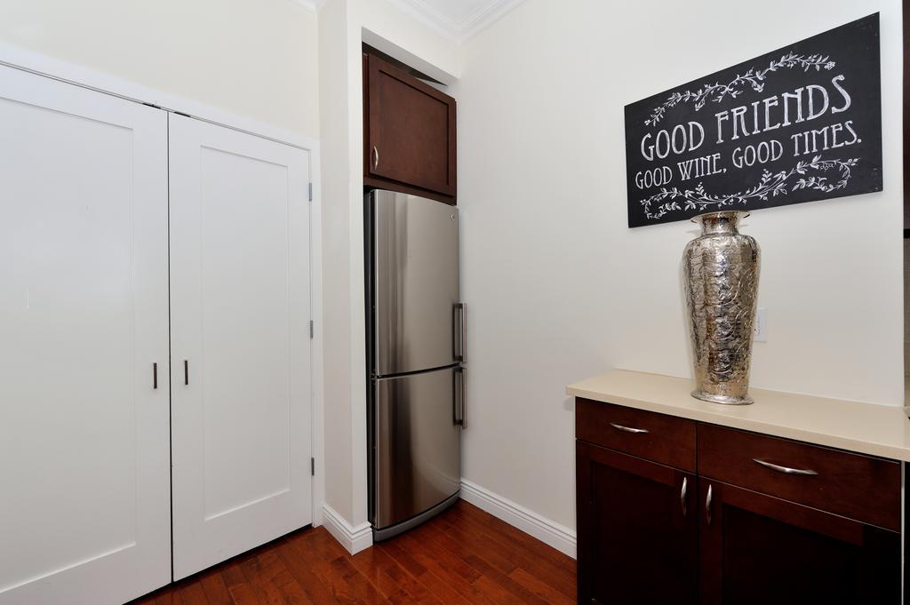 Places4stay Midtown South Comfort * New York