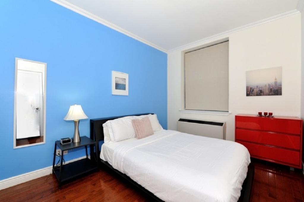 One Bedroom Midtown South