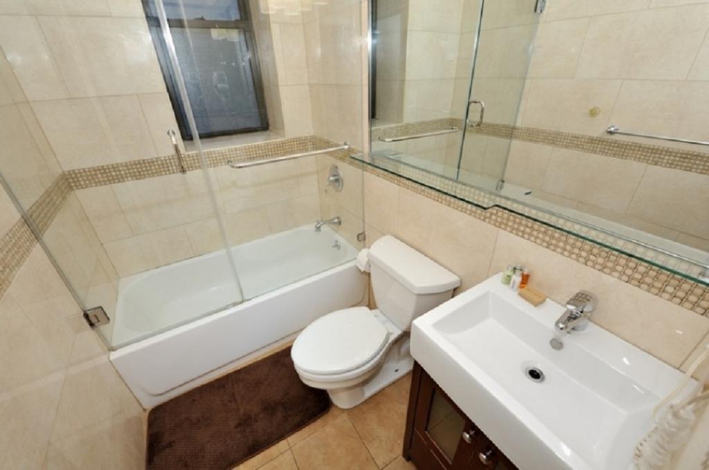 One Bedroom Midtown South New York