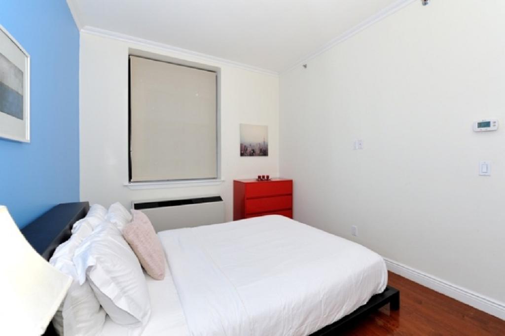 One Bedroom Midtown South New York