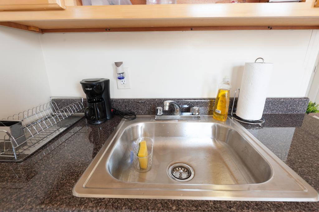 Studio And 1 Bedroom - Bronx Appartement *