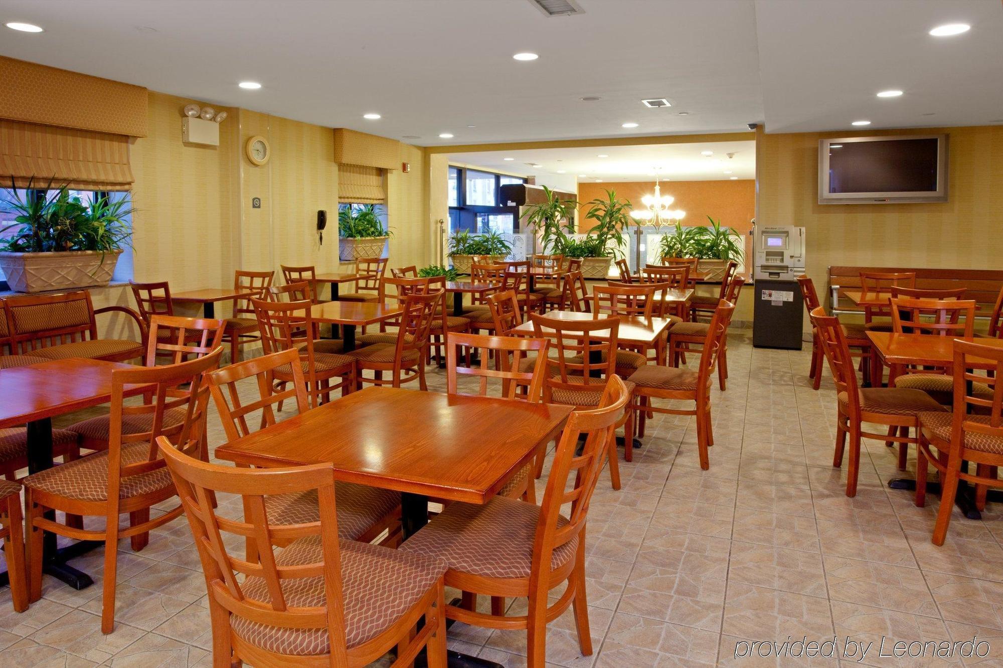 Express Brooklyn By Ihg 3* New York