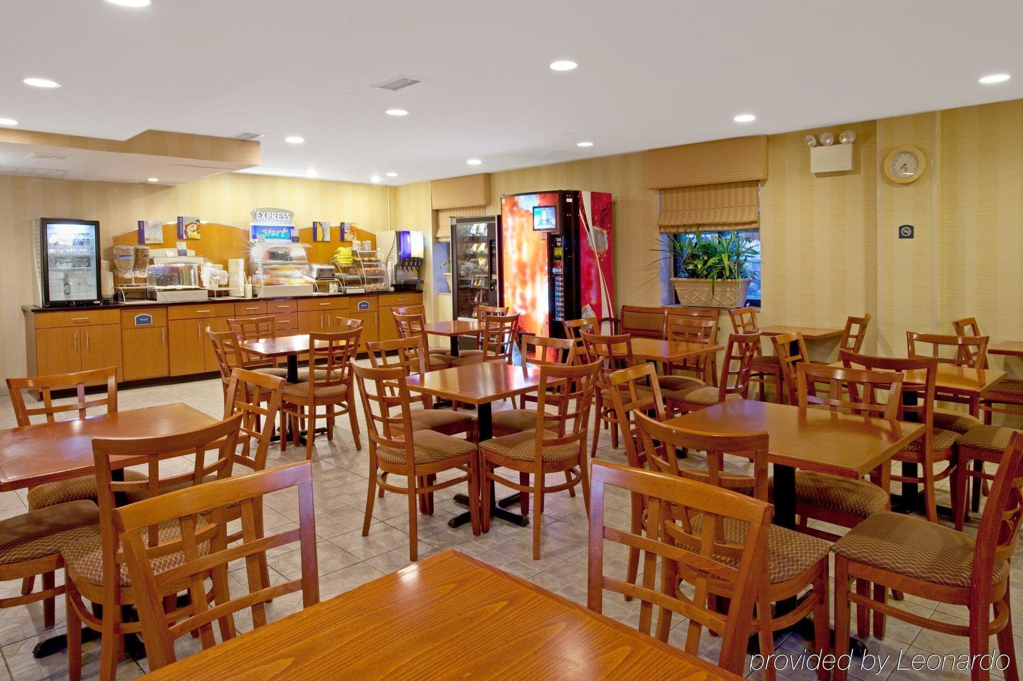 Express Brooklyn By Ihg 3* New York