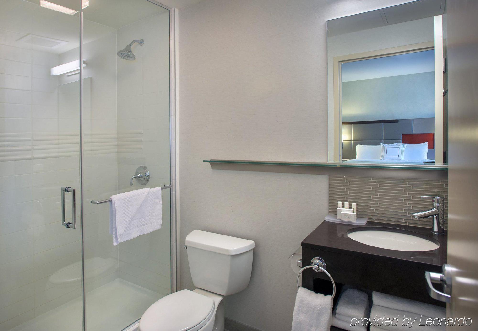 Courtyard By Marriott Manhattan/herald Square New York