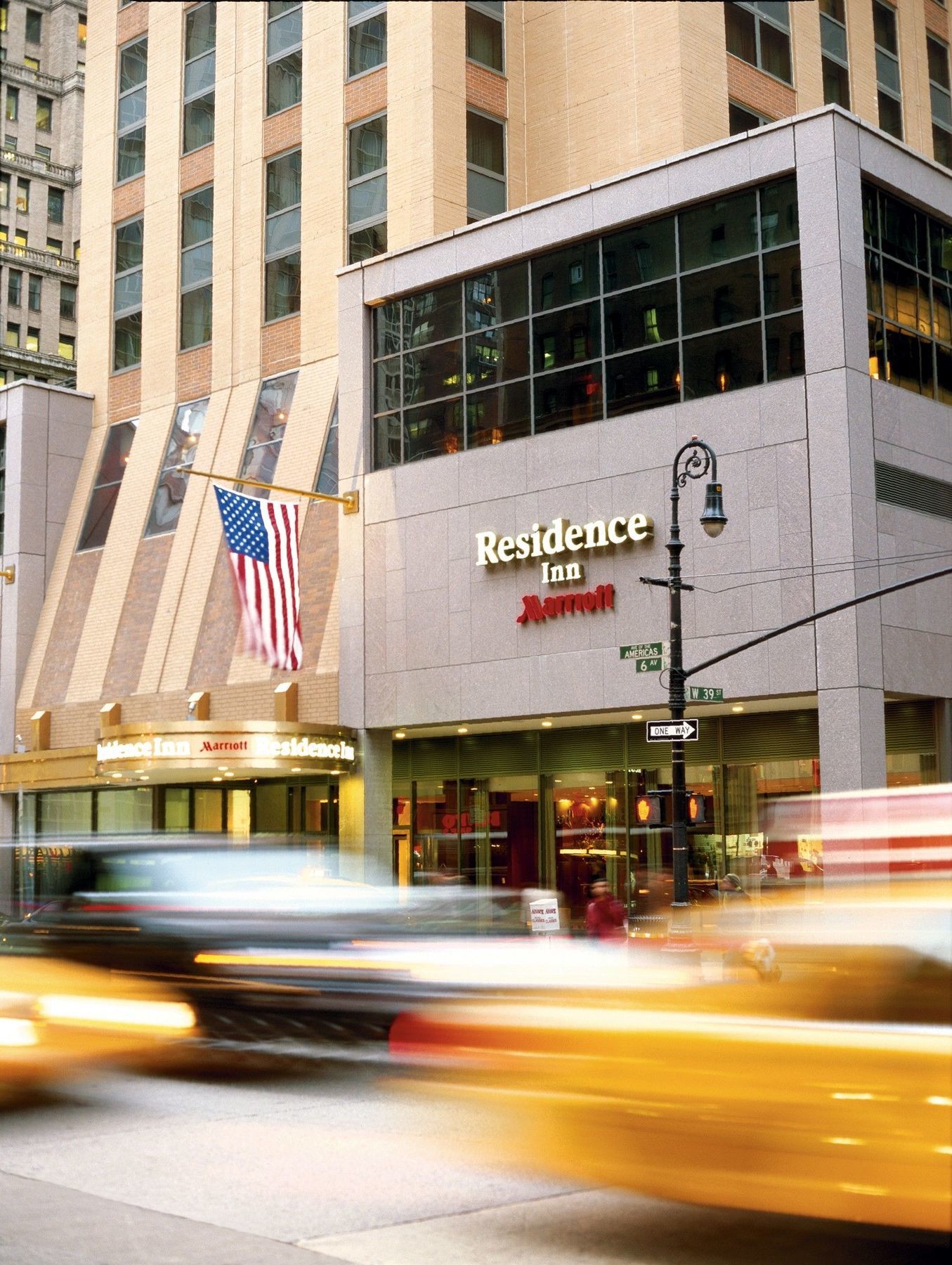 By Marriott Manhattan/times Square Hotel New York