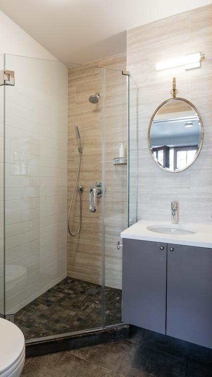 Gramercy Townhouse Apartment