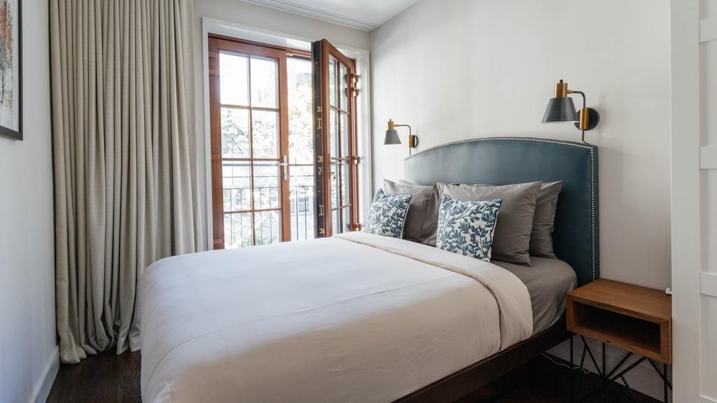 Apartment Gramercy Townhouse