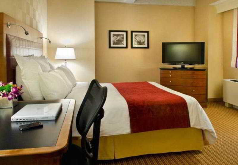Marriott East Side 4* New York