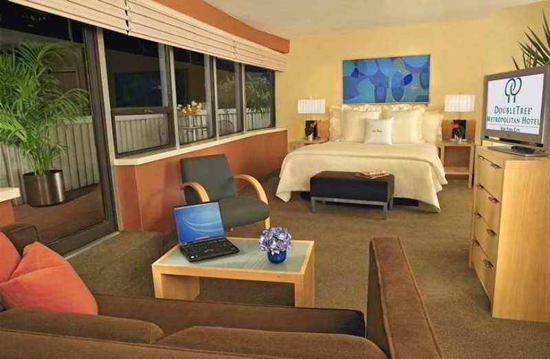 Doubletree By Hilton Metropolitan