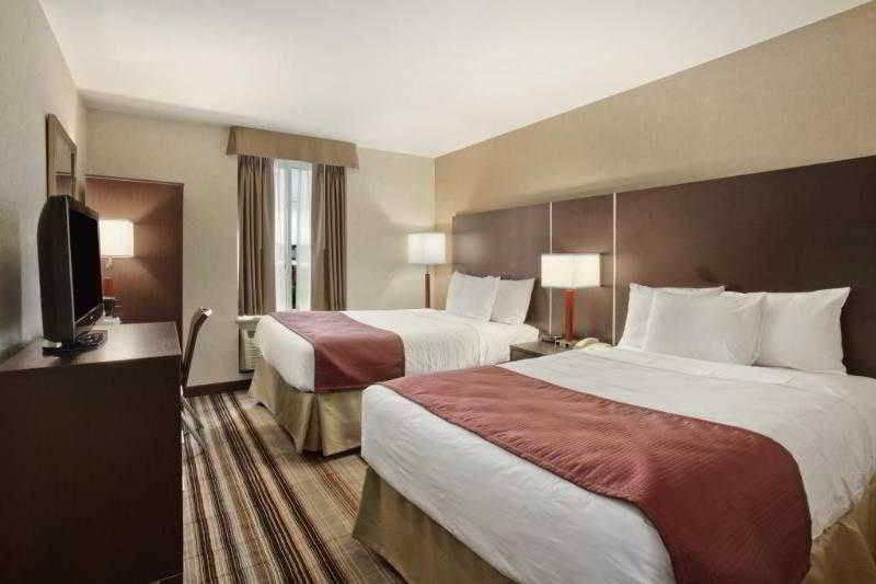 Days By Wyndham Jamaica / Jfk Airport Hotel