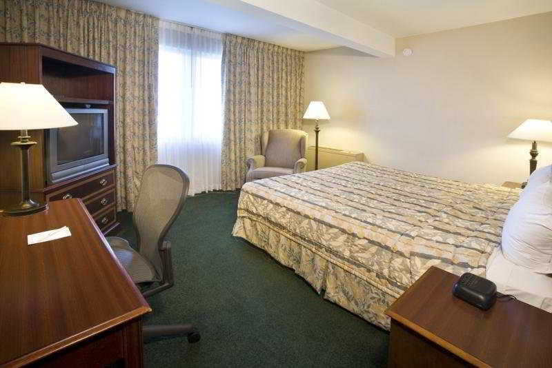 Aloft By Marriott New York Laguardia Airport 3*