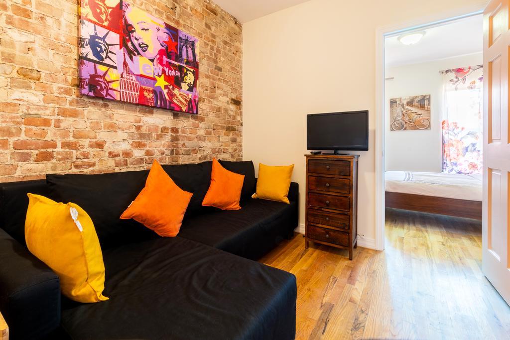 One Bedroom Apt. Times Square * New York