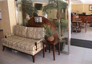 Ramada By Wyndham Times Square West Hotel 3*