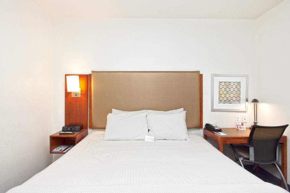 Hotel U Fifth Avenue, Empire State Building