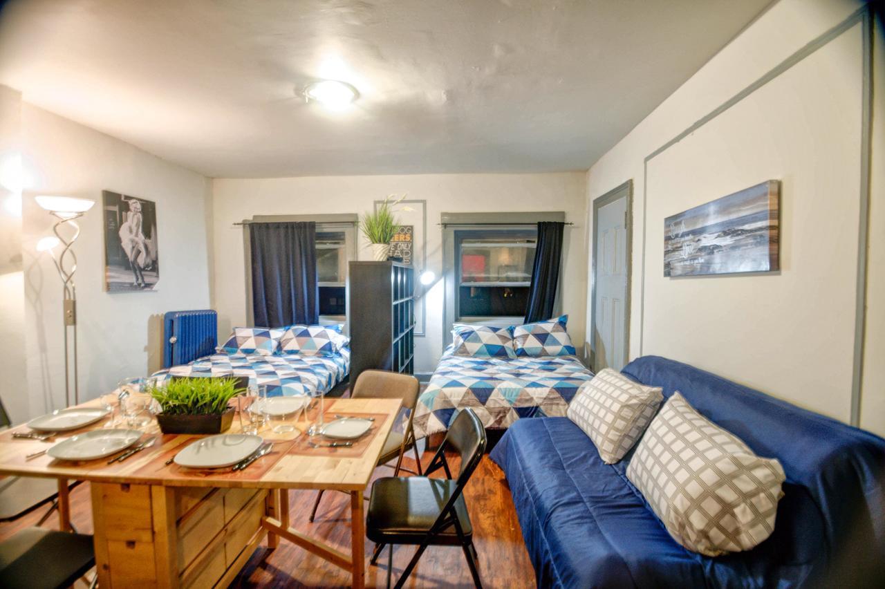 Chelsea Art Hostel *