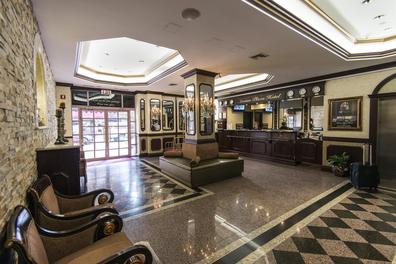 Hotel The Avenue Plaza