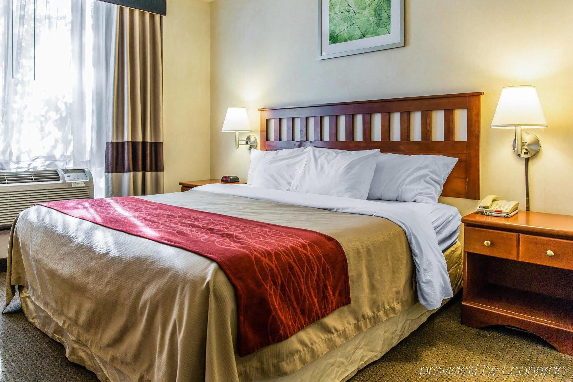 Red Lion & Long Island 3*