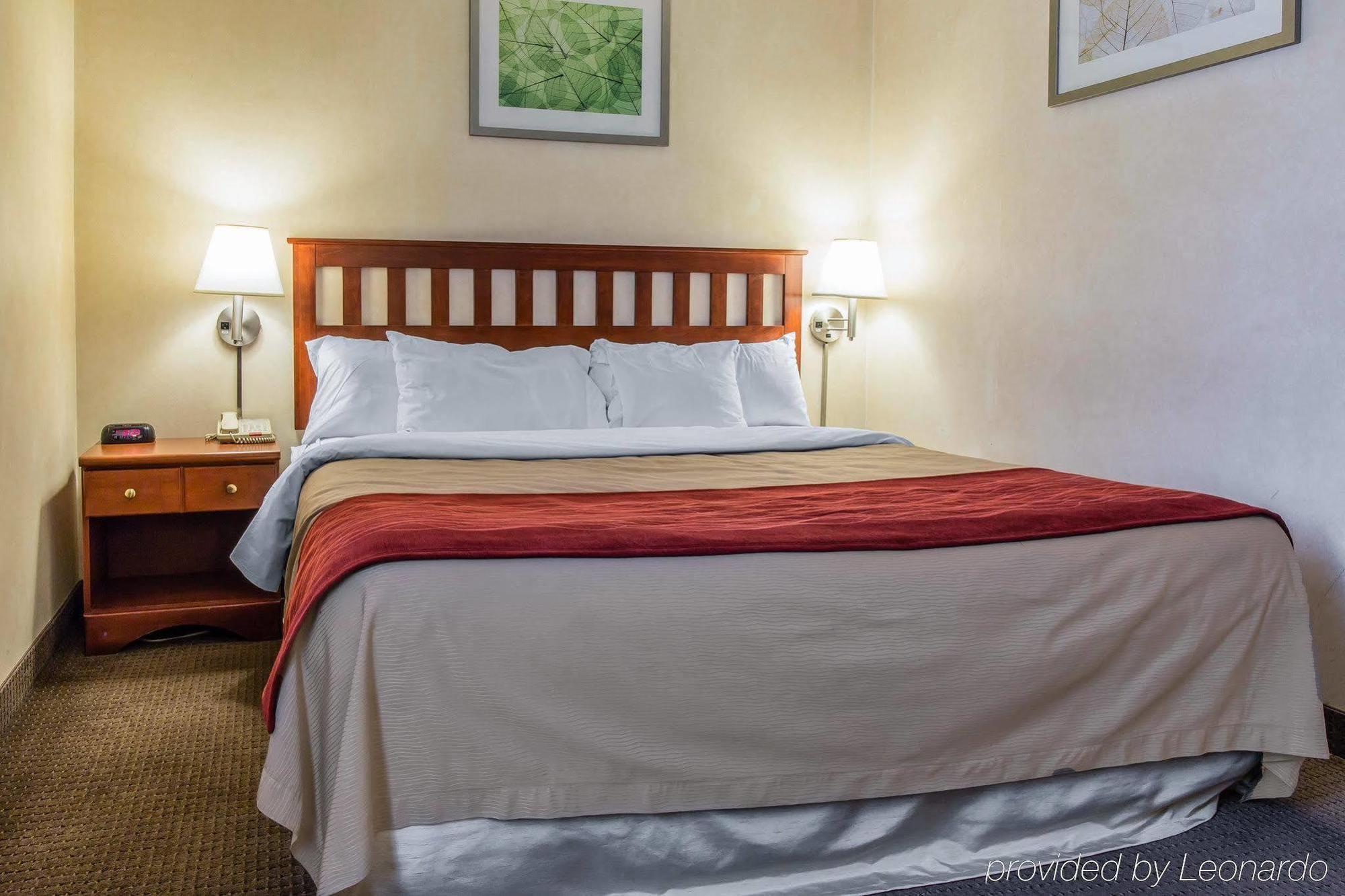 Red Lion & Long Island 3*