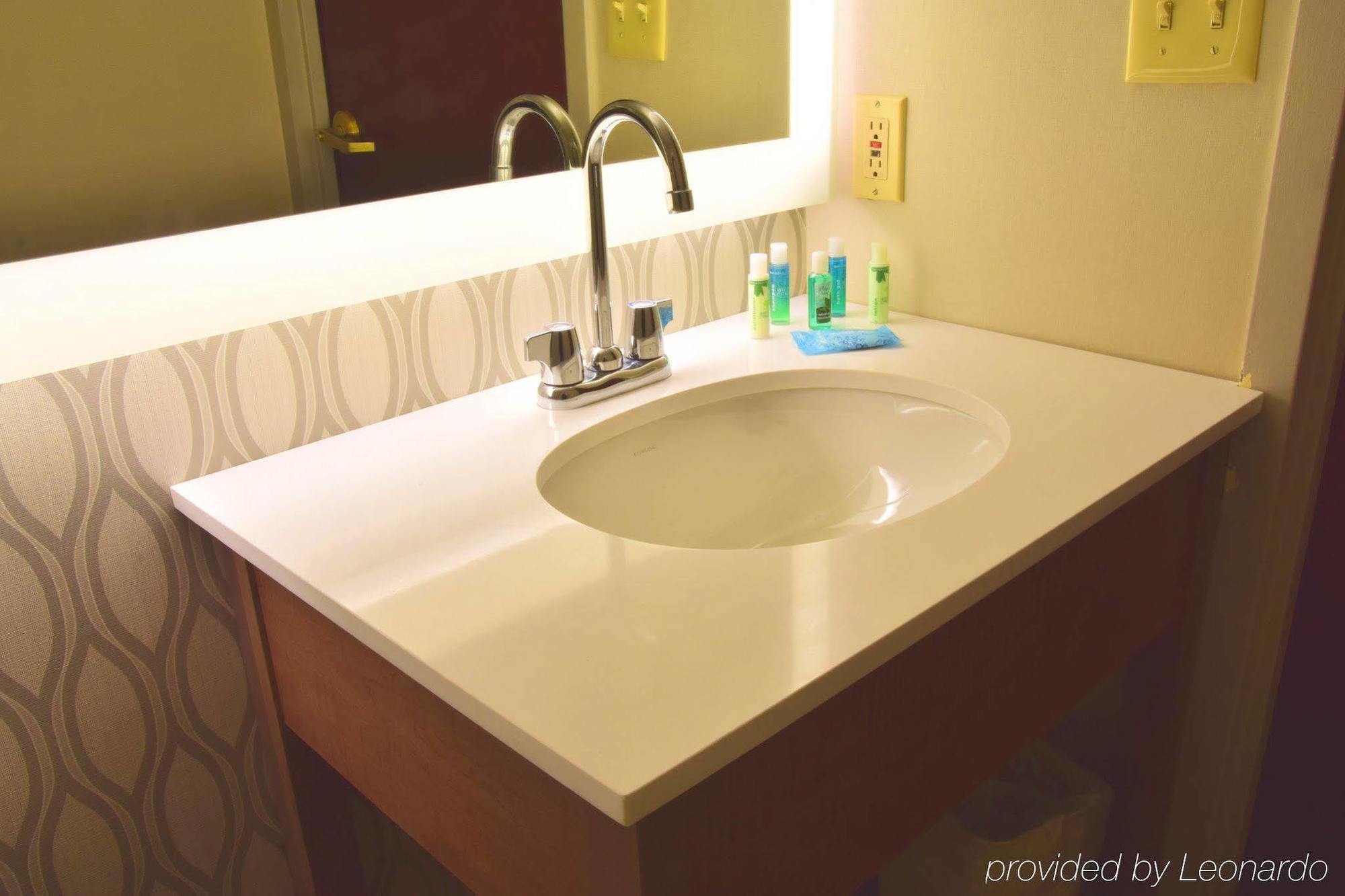 Express Brooklyn By Ihg 3*