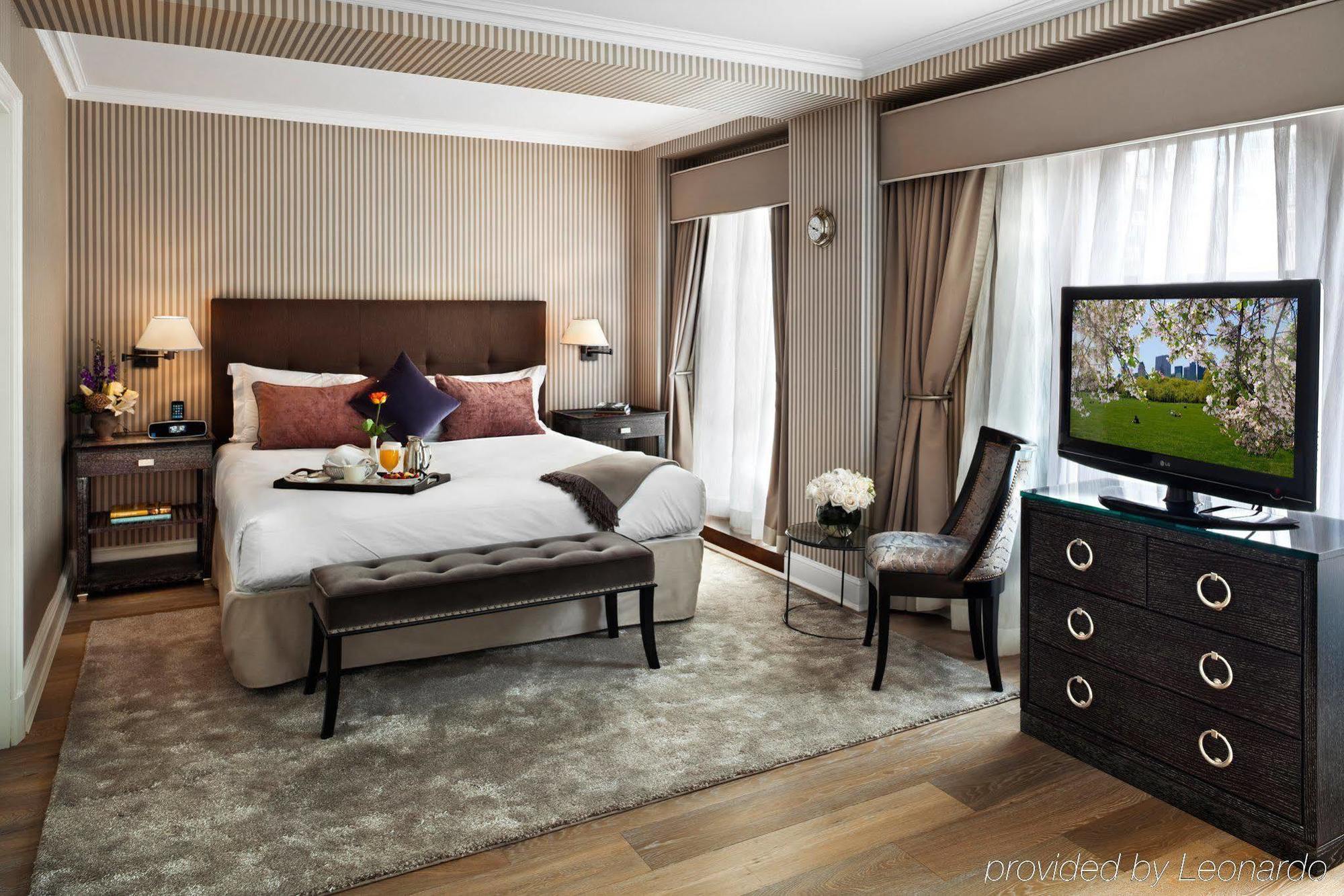 Plaza Athenee 5* New York