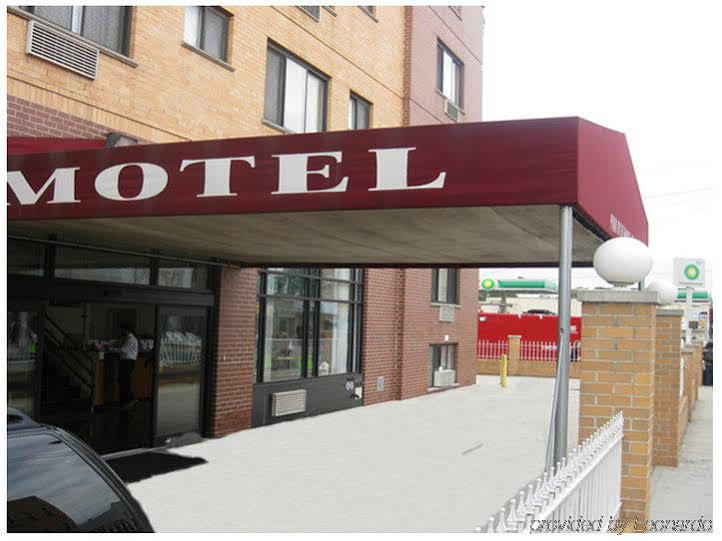 Red Carpet Brooklyn Motel New York