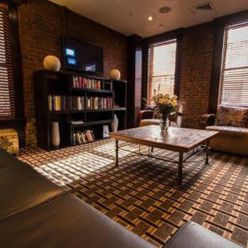 Broadway & Hostel New York