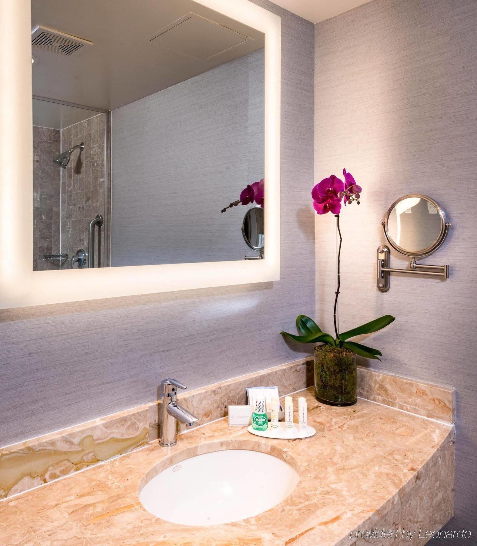 Fairfield By Marriott Manhattan Times Square Hotel New York