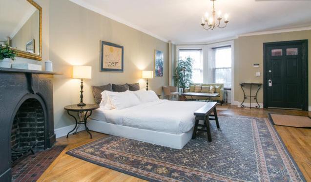 Lefferts Manor Bed & Breakfast