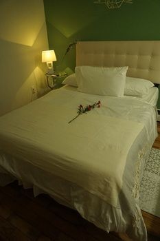 The Rockaway House Hotel 2*