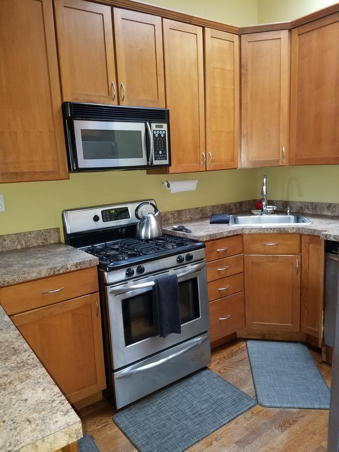 West 119th Guest Bed & Breakfast *