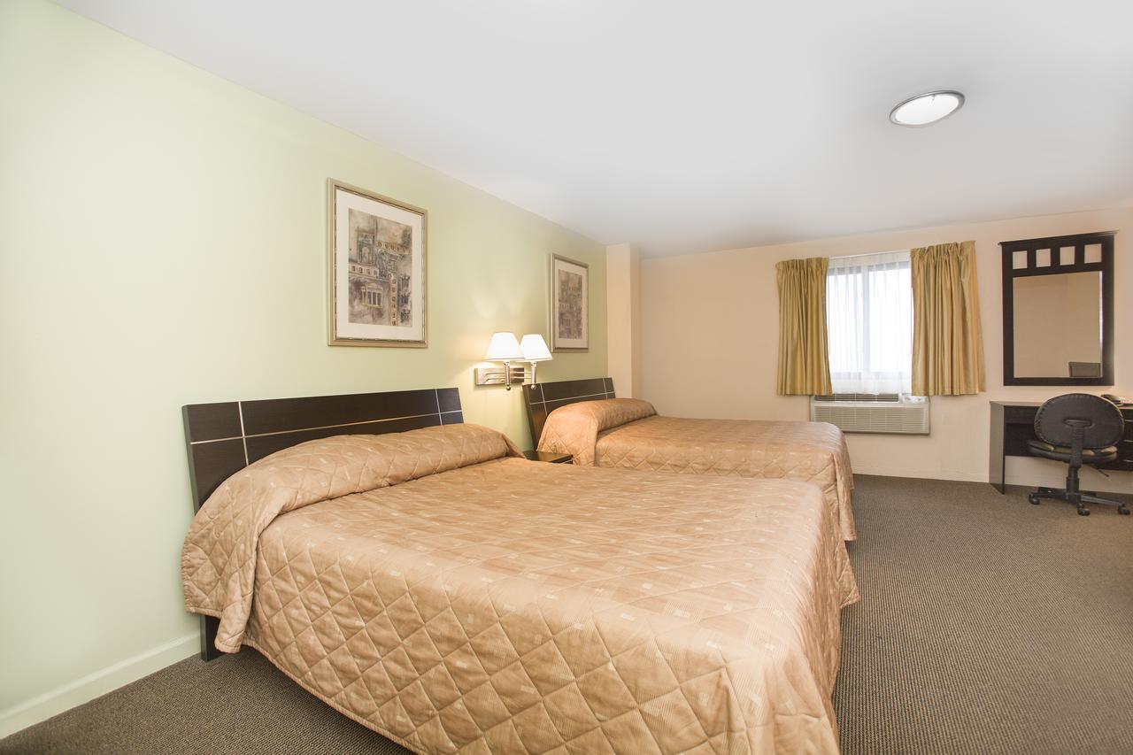 Hotel Flushing Regent 3*