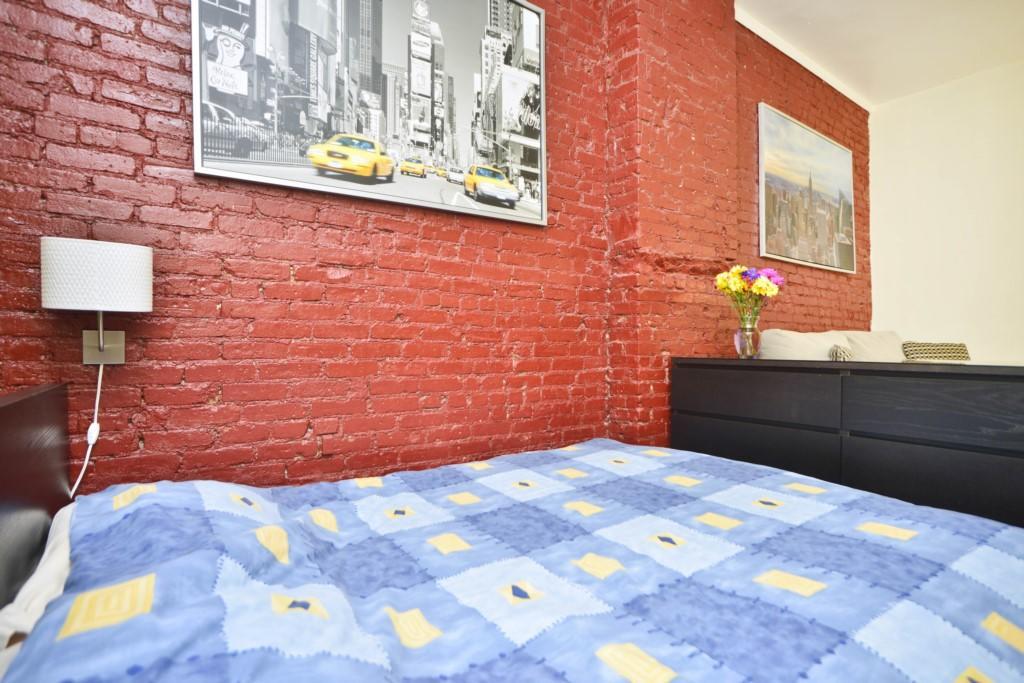 Apartment 339 East Studio #232484 Apts *