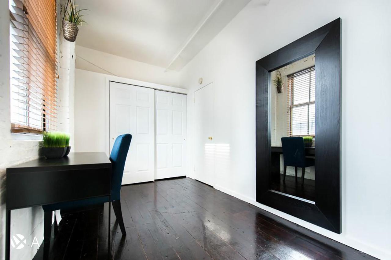 Apartment Chrystie Street Apt 5 *