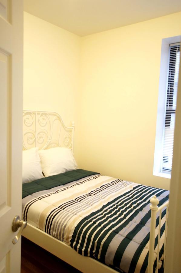 Delancey St. Apt 4 * New York