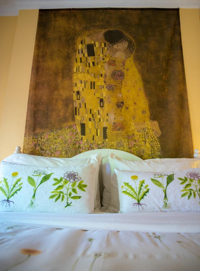 Harlem Grand Bed & Breakfast 4*