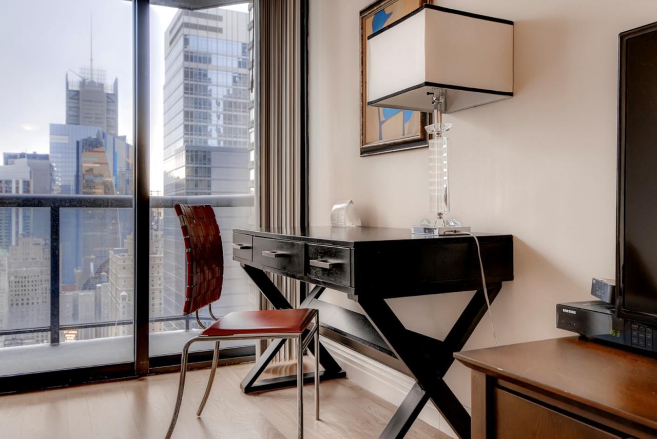 Bluebird Suites In Times Square Apartment *